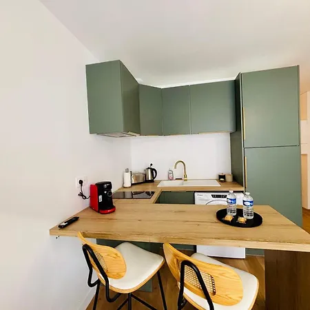 Midori - Bel - Centre Καλέ